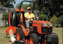Kompakt kommunális traktorok Kubota B 2530 D-C