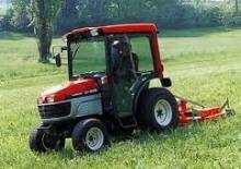 Kompakt kommunális traktorok Yanmar EF 230H