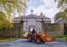 Kompakt kommunális traktorok Kubota L1361 DW
