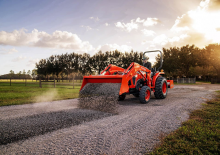 Kompakt kommunális traktorok Kubota L2502HST