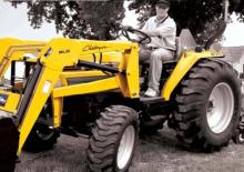 Kompakt kommunális traktorok Challenger MT275B