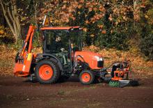 Kompakt kommunális traktorok Kubota ST401-C
