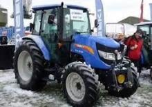 Kompakt kommunális traktorok Iseki TJA 8080