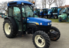 Kompakt kommunális traktorok New Holland TN 75 FA