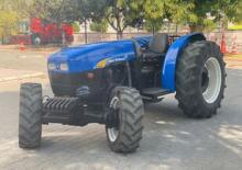 Kompakt kommunális traktorok New Holland TN 95 F