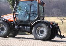 Kompakt kommunális traktorok Doppstadt Trac 900 K
