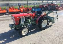 Kompakt kommunális traktorok Yanmar YM1300