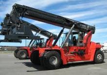 Konténerrakodó targoncák Kalmar DRG120-54S6