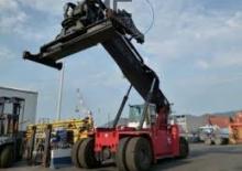 Konténerrakodó targoncák CVS Ferrari 278.5