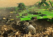 Kultivátorok John Deere 2660VT
