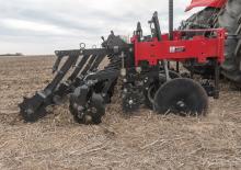 Kultivátorok Case IH Nutri-Tiller 955 8-ROW