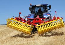 Kultivátorok Pöttinger Synkro 4020 K