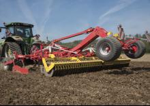 Kultivátorok Pöttinger Synkro 6030 T nova