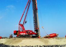 Lánctalpas daruk - rácsos gém Hitachi CX 1100