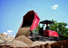 Lánctalpas dömperek Yanmar C30R-3TV 