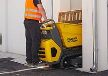 Lánctalpas dömperek Wacker Neuson DT08