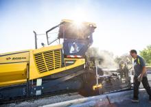Lánctalpas finiserek Bomag BF 700 C 2 S 600
