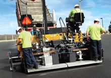 Lánctalpas finiserek Volvo OMNI SCREED IIIA
