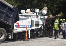 Lánctalpas finiserek Astec ROADTEC RP-175