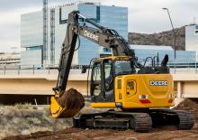 Lánctalpas kotrók John Deere Construction 135G