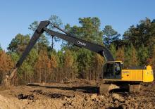 Lánctalpas kotrók John Deere Construction 240D