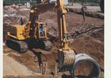Lánctalpas kotrók Caterpillar 245