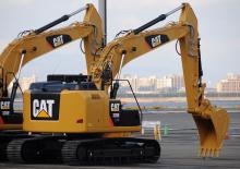 Lánctalpas kotrók Caterpillar 320E LRR