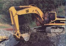 Lánctalpas kotrók Caterpillar 320L