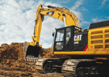 Lánctalpas kotrók Caterpillar 374D L