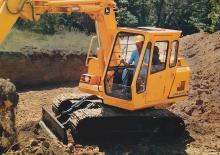 Lánctalpas kotrók John Deere Construction 70D