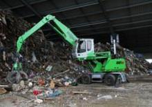 Lánctalpas kotrók Sennebogen 821 R