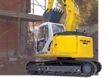 Lánctalpas kotrók New Holland E 135 B SR