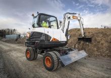 Lánctalpas kotrók Bobcat E57W