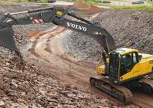 Lánctalpas kotrók Volvo EC235CNL