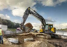 Lánctalpas kotrók Volvo ECR355ENL