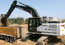 Lánctalpas kotrók Hidromek HMK 230 NLC