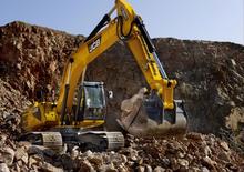Lánctalpas kotrók JCB JS 260 LC