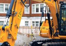 Lánctalpas kotrók JCB JS115