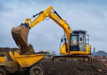 Lánctalpas kotrók JCB JS131 LC
