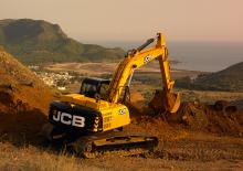 Lánctalpas kotrók JCB JS260NLC