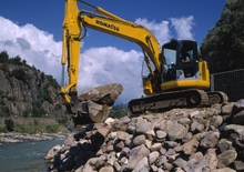 Lánctalpas kotrók Komatsu PC128US-3