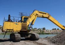 Lánctalpas kotrók Komatsu PC1400