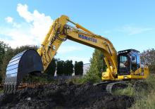 Lánctalpas kotrók Komatsu PC230NHD-11E0