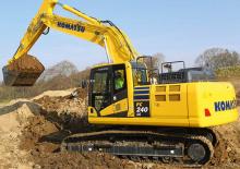 Lánctalpas kotrók Komatsu PC240NLC-11E0
