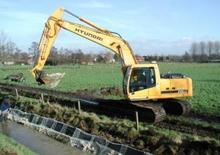 Lánctalpas kotrók Hyundai R 210 LC 7