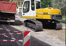 Lánctalpas kotrók Liebherr R 313 Litronic