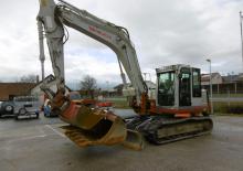 Lánctalpas kotrók Takeuchi TB 1140