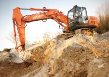 Lánctalpas kotrók Hitachi ZX 160 LC-3