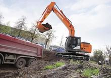 Lánctalpas kotrók Hitachi ZX 180 LC-5