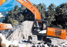 Lánctalpas kotrók Hitachi ZX210K-5G